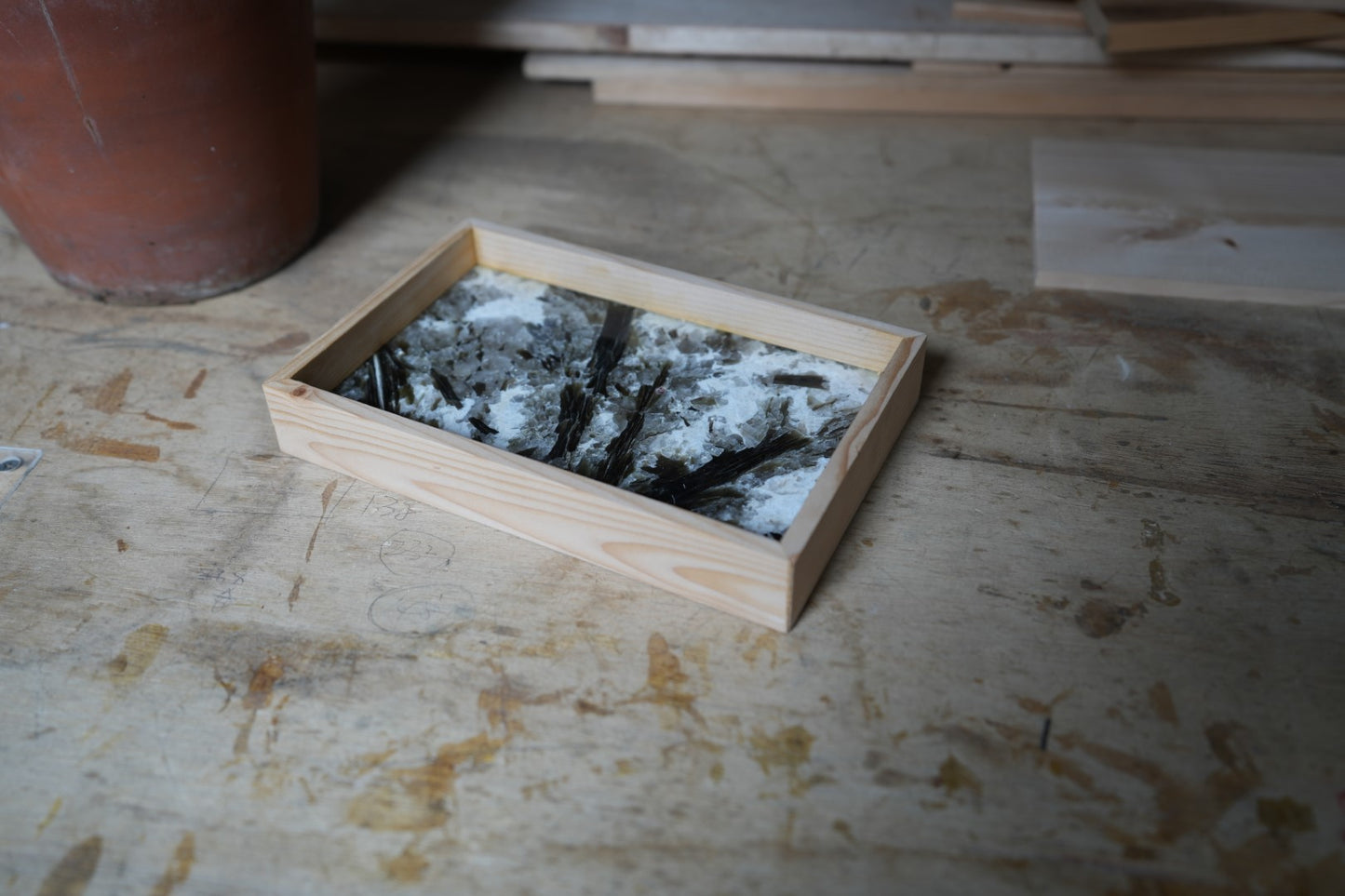 Plan-square marble tray