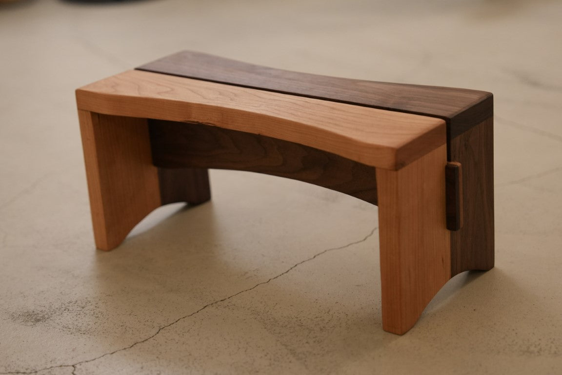 Plan-Stool /cherry and walnut