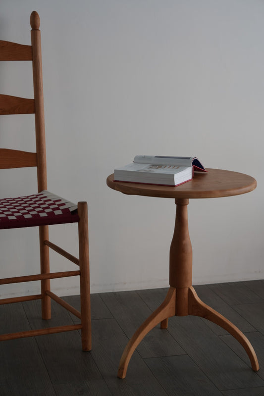 ST-6 Shaker Candle Side Table